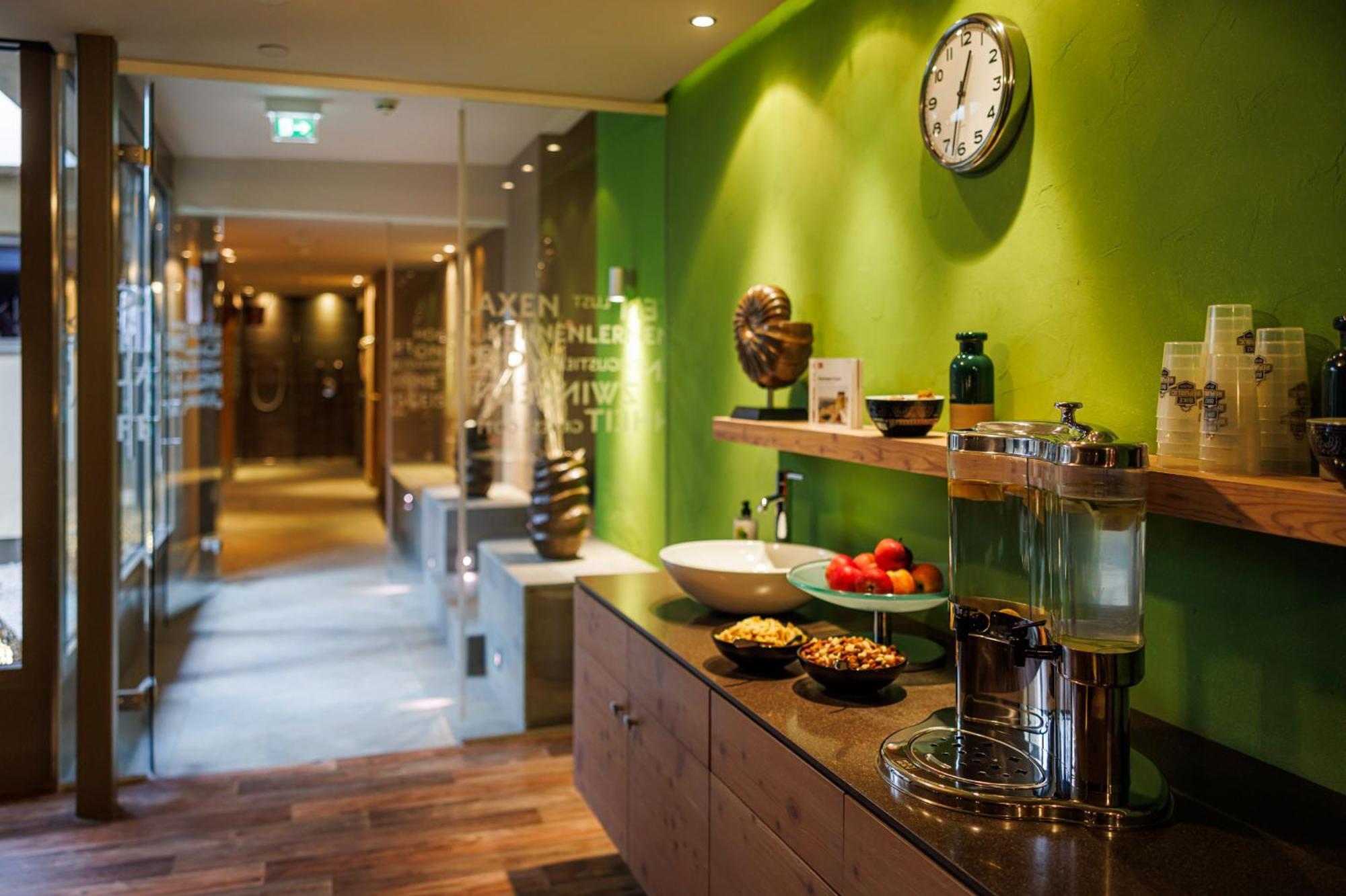 Hotel Baeckelar Wirt Superior Solden Ngoại thất bức ảnh