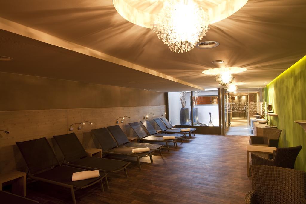 Hotel Baeckelar Wirt Superior Solden Ngoại thất bức ảnh