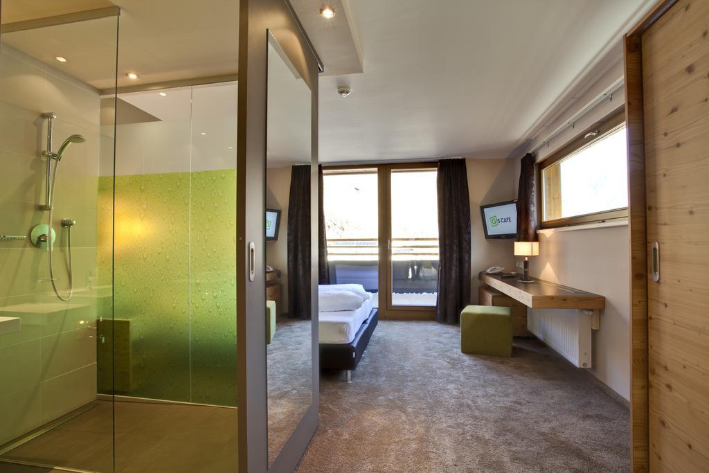 Hotel Baeckelar Wirt Superior Solden Ngoại thất bức ảnh